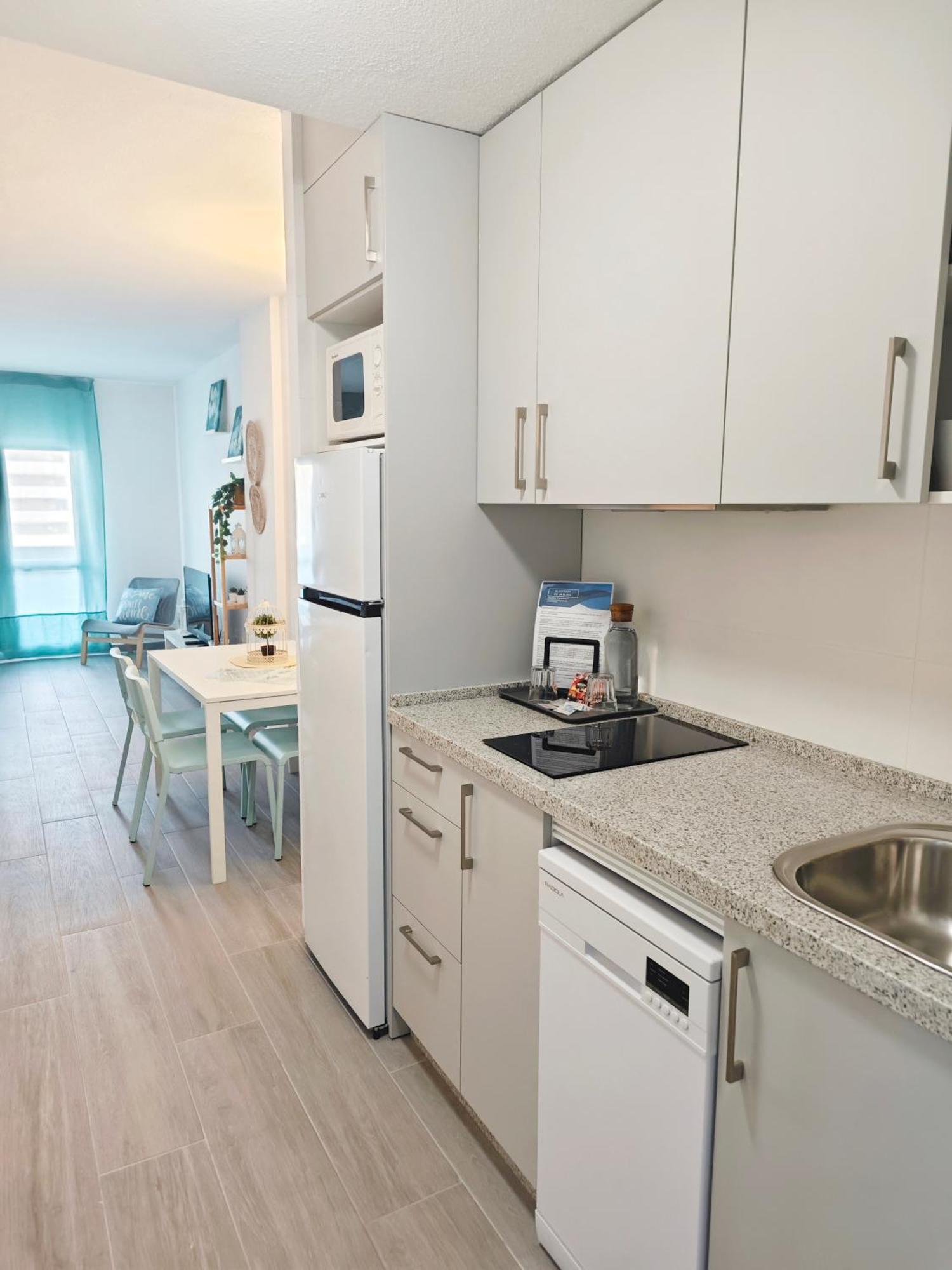 Benalbeach Casa Kito Suite 1ª Linea De Playa Benalmadena Luaran gambar