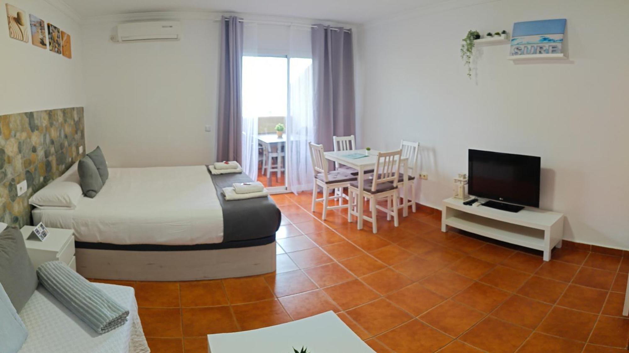 Benalbeach Casa Kito Suite 1ª Linea De Playa Benalmadena Luaran gambar