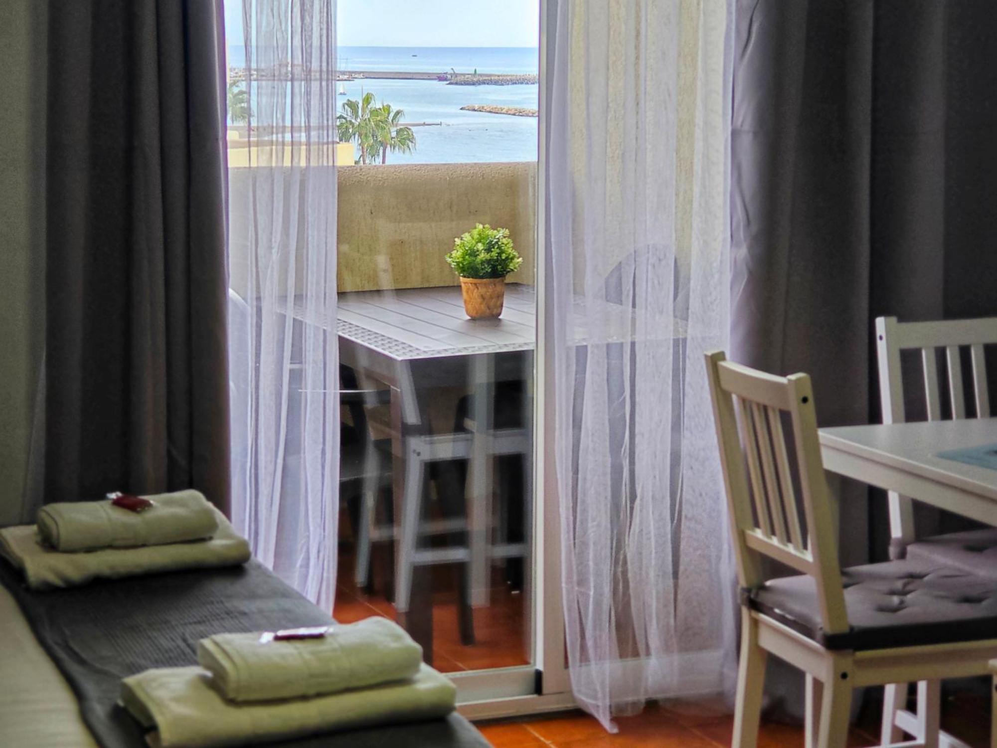 Benalbeach Casa Kito Suite 1ª Linea De Playa Benalmadena Bilik gambar