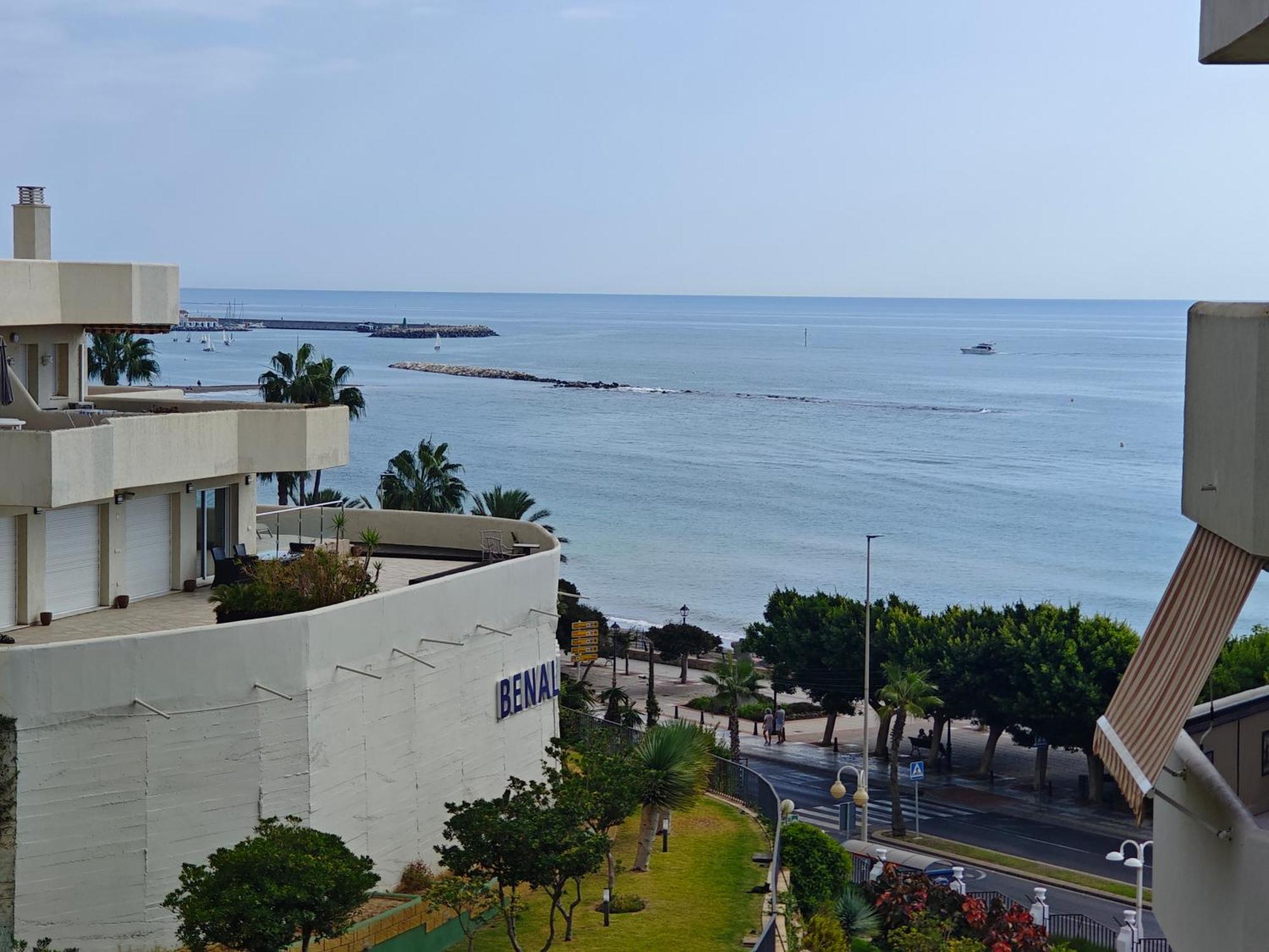 Benalbeach Casa Kito Suite 1ª Linea De Playa Benalmadena Bilik gambar